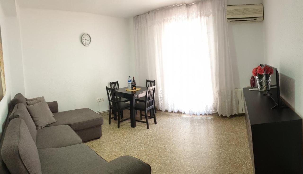 Apartment For 6 People. Valencie Exteriér fotografie