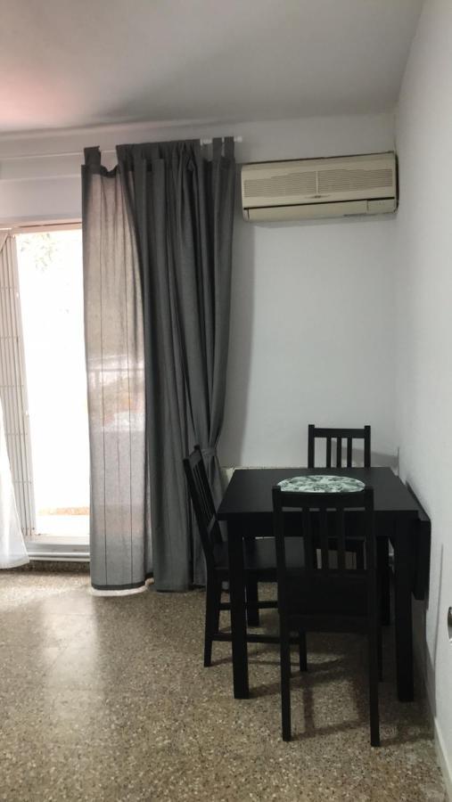 Apartment For 6 People. Valencie Exteriér fotografie